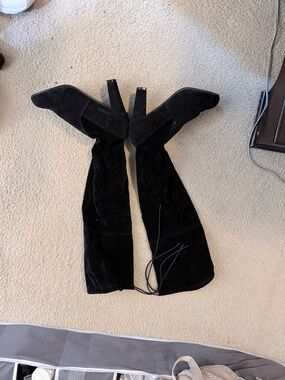 Black Over-the-Knee Suede Boots